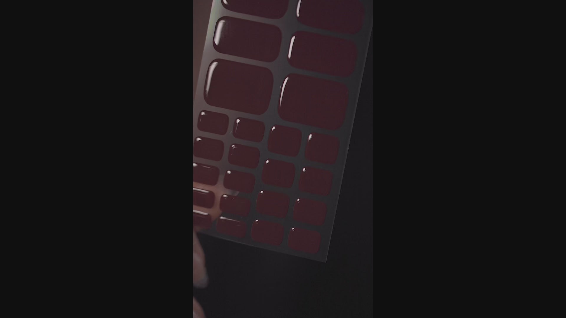 Load video: Flawless brown gel nail wraps — image 3