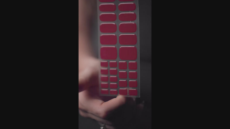 Matriarch dark red gel nail wraps — image 3